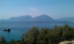 H εντυπωσιακή διαδρομή από Μύτικα προς Αστακό δίπλα στην θάλασσα (φωτο)