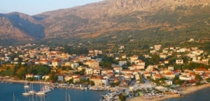 Πάλαιρος: Η γραφική κωμόπολη που «στολίζει» την Αιτωλοακαρνανία (βίντεο)