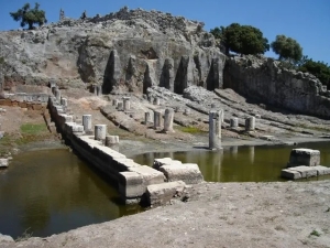 «Ο Αρχαιολογικός θησαυρός των Οινιαδών»