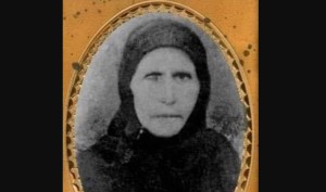 Ελένη Στάικου: Η εξοδίτισσα του Μεσολογγίου που έβγαλε το μάτι της για να γλιτώσει την ατίμωση